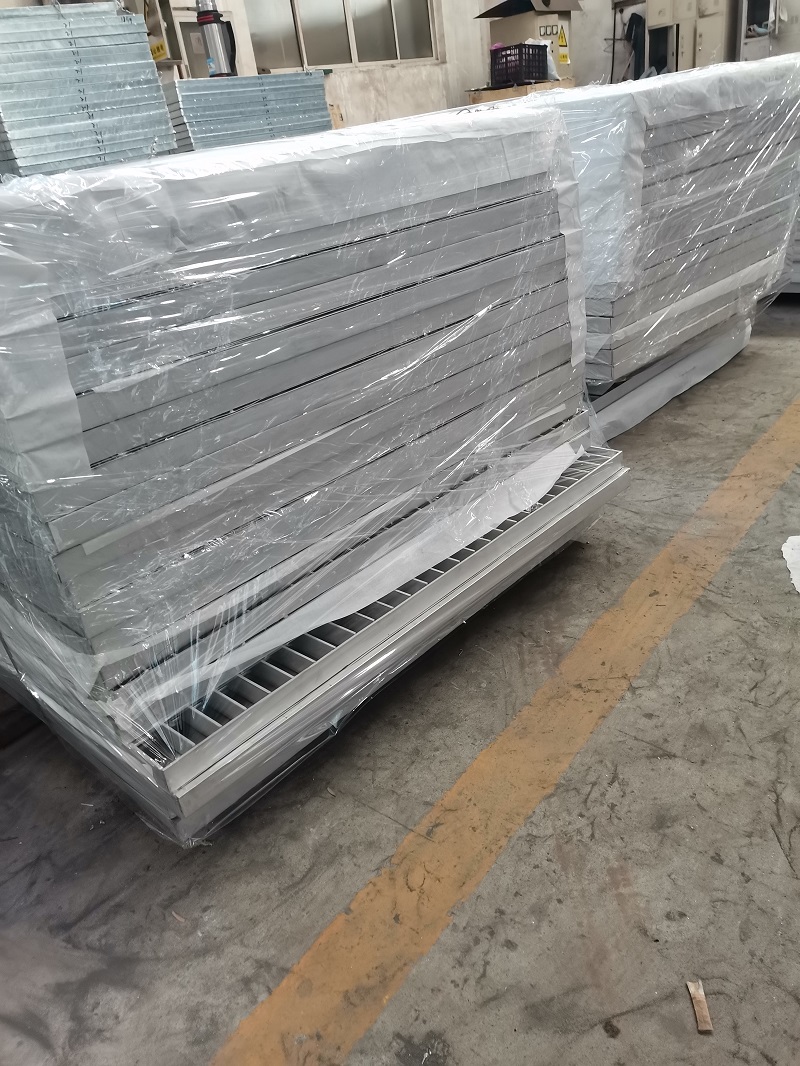 不銹鋼復合鋼格柵